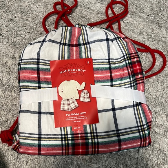 Women’s Plaid 3pc Backpack and Pajama Set - Picture 3 of 5